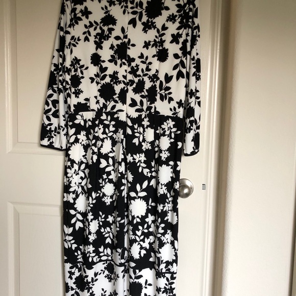 Maggy London printed midi dress with 3/4 sleeves - Picture 5 of 6